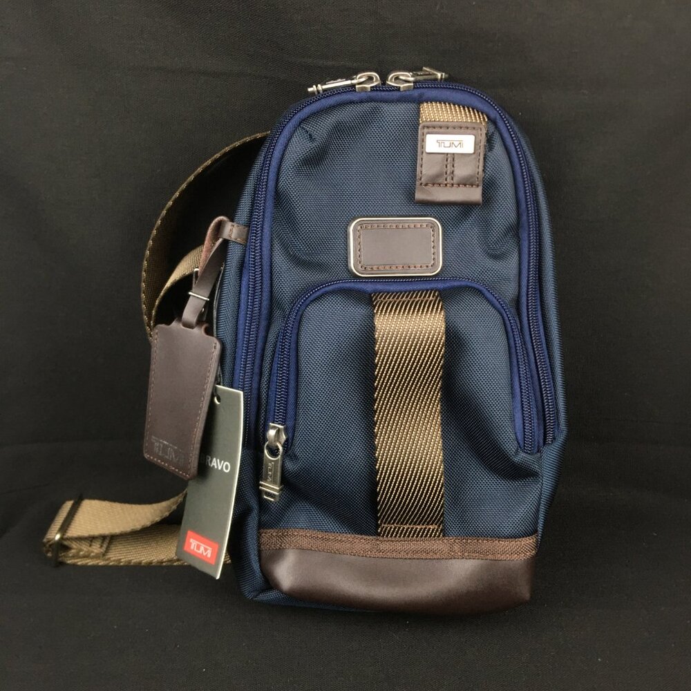 TUMI SLING BAG In blue
